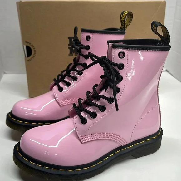 Dr. Martens Docs 1460 Combat Boots Patent Leather Pale Pink New Women's Size 6 - Picture 3 of 10